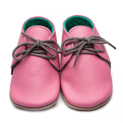 бебешки обувки в розово